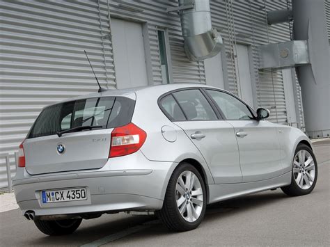 BMW E87 1 Series 5 door 120i Specs .